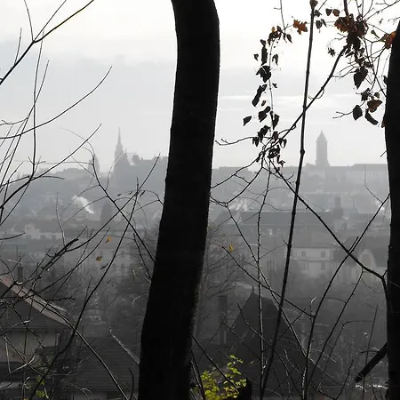 Hostel Season Hill Boedapest
